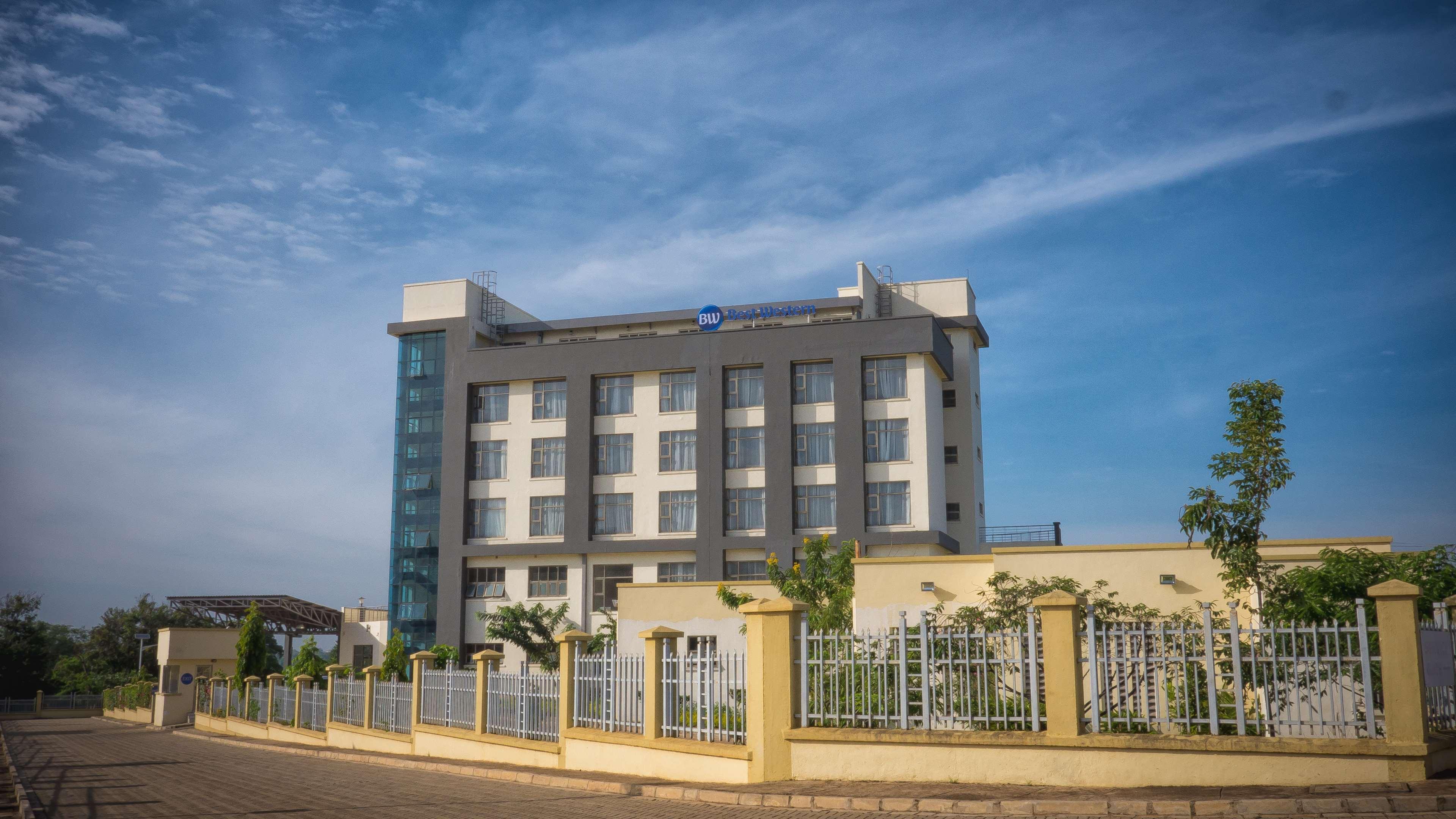 Best Western Kisumu Hotel Exterior photo